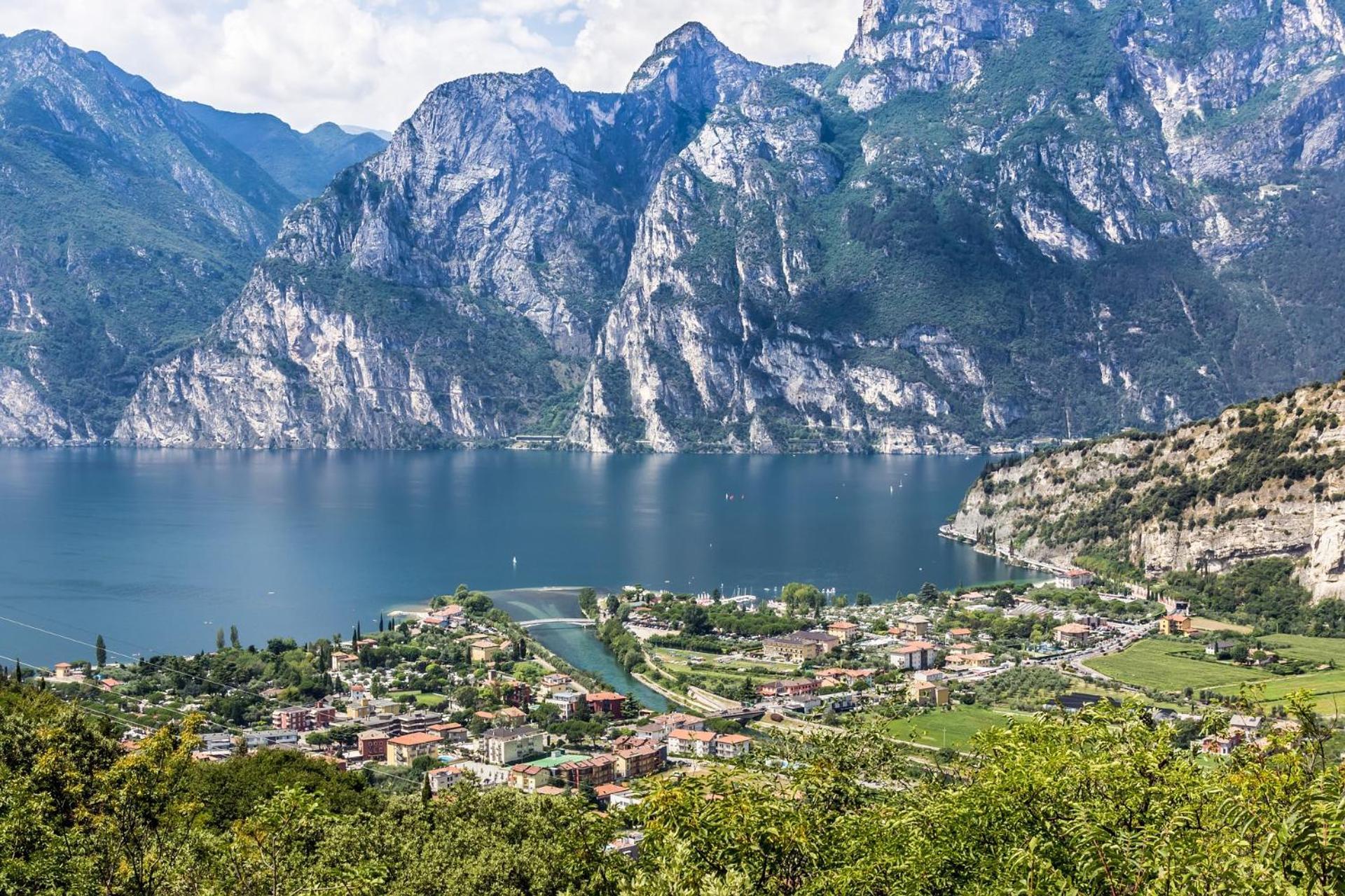 Casa di Nin Apartment Torbole Sul Garda Bagian luar foto